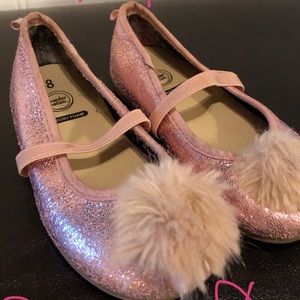 Girls shoes
